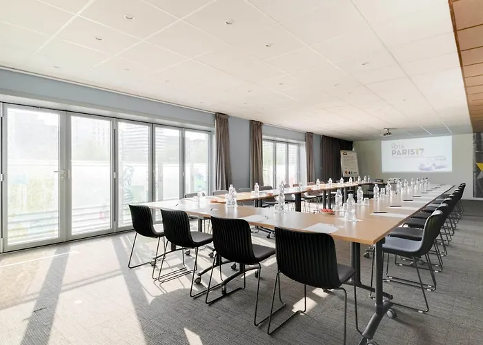 Ibis Paris 17 Clichy-Batignolles Hotel